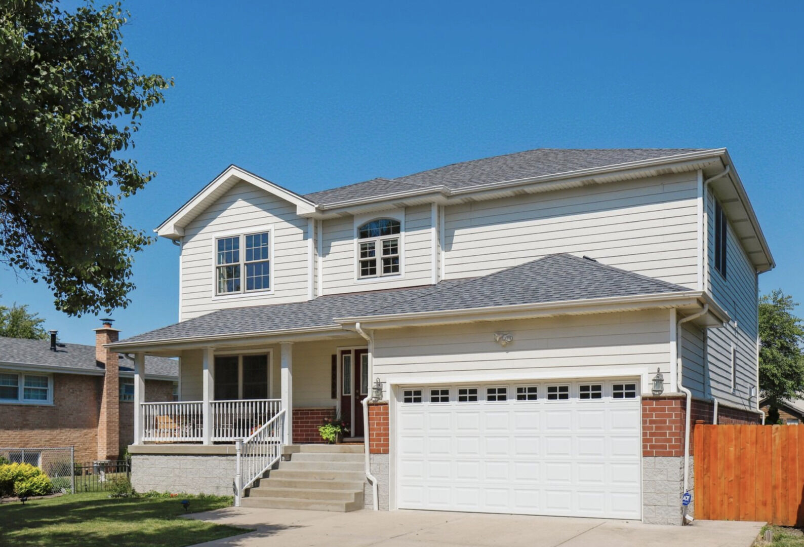 Property Photo: 10005 Moody Avenue IL 60453
