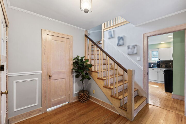 Property Photo:  345 E Russell Street  IL 60010 