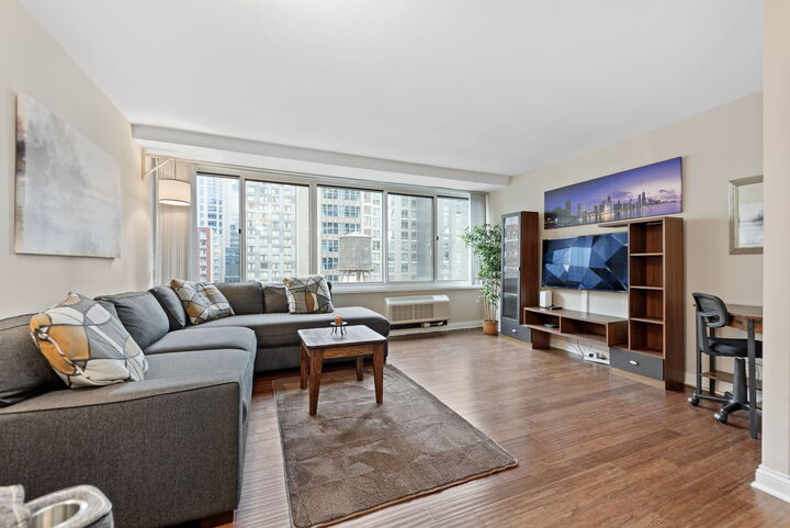 Property Photo:  211 E Ohio Street 1401  IL 60611