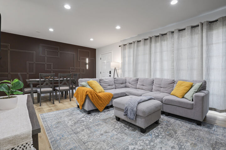 Property Photo: 7125 Simpson Street IL 60053