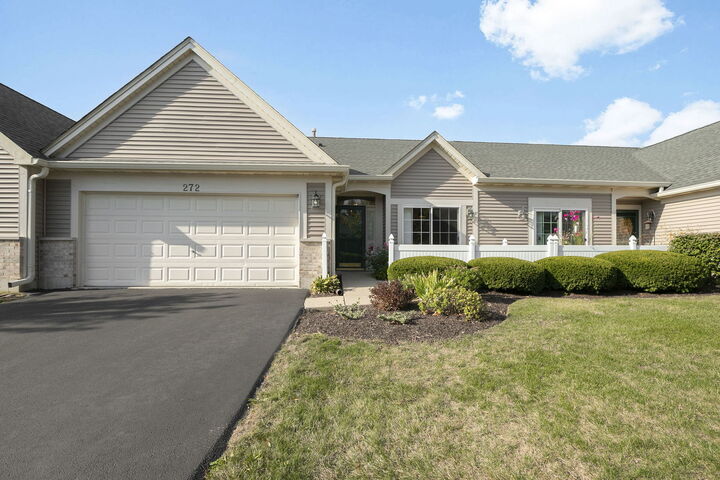 Property Photo:  272 Enfield Lane  IL 60030 