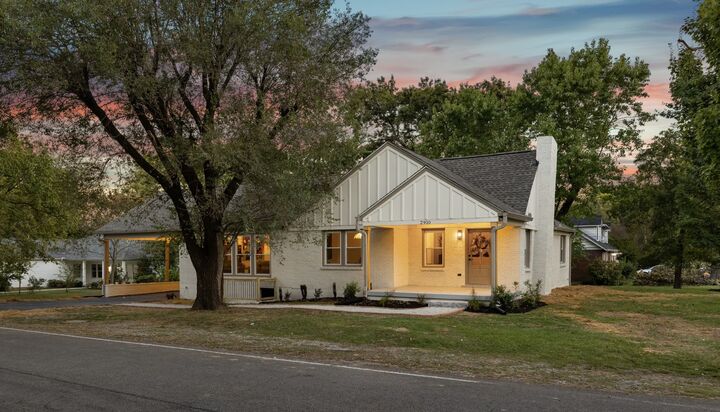 2910 Simmons Ave  Nashville TN 37211 photo