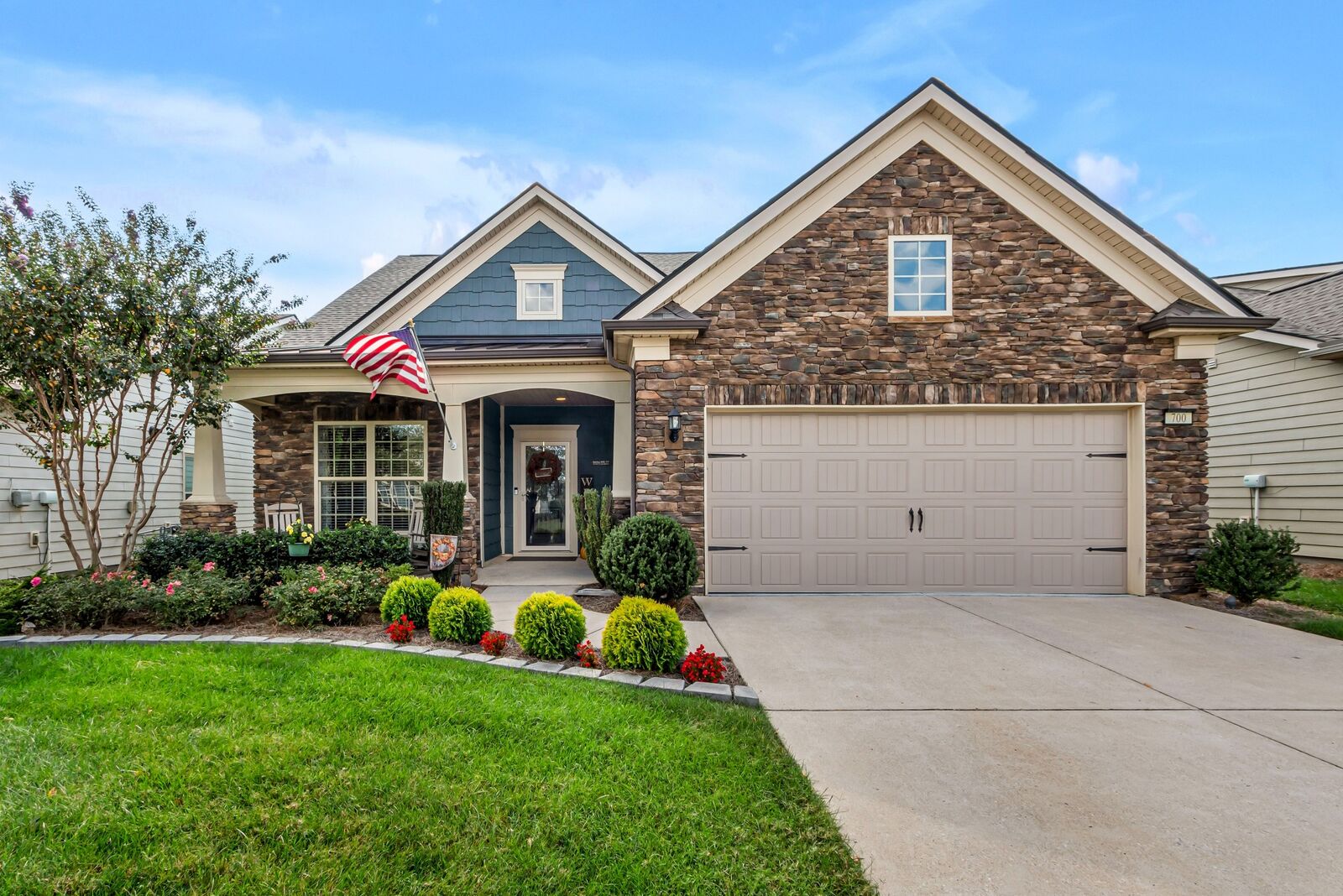 Property Photo:  700 Clay Ct  TN 37174 