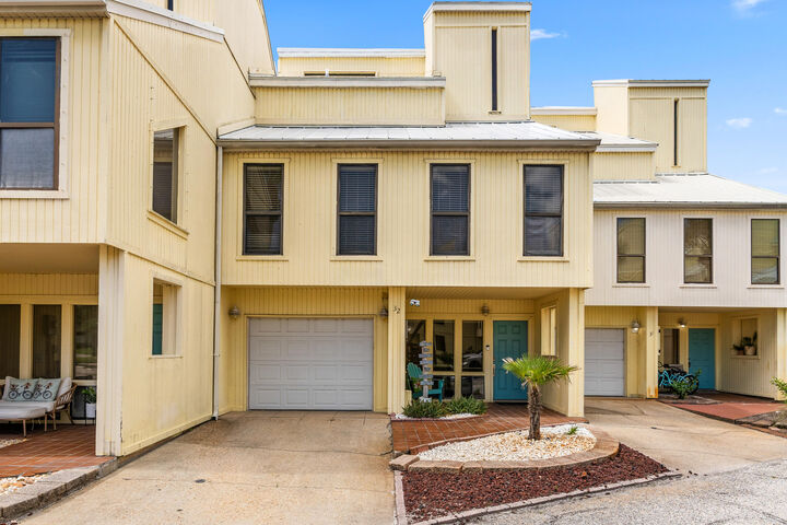 Property Photo: 8520 Gulf Boulevard # Ut-32 FL 32566