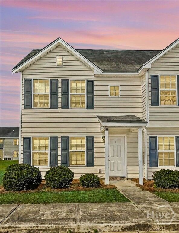 Property Photo:  56 Bearing Circle  GA 31407 