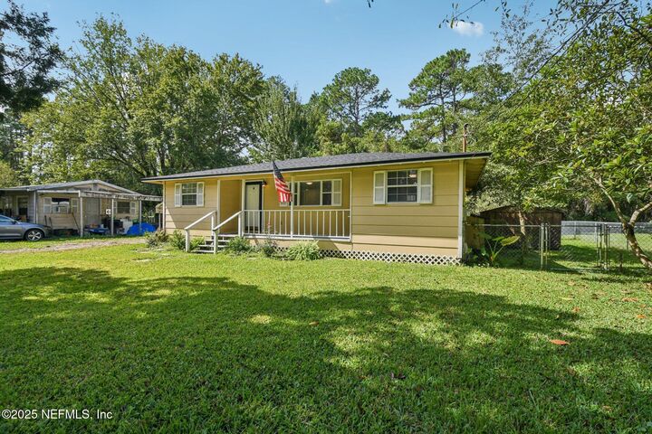 Property Photo:  11820 Aaron Road  FL 32218 