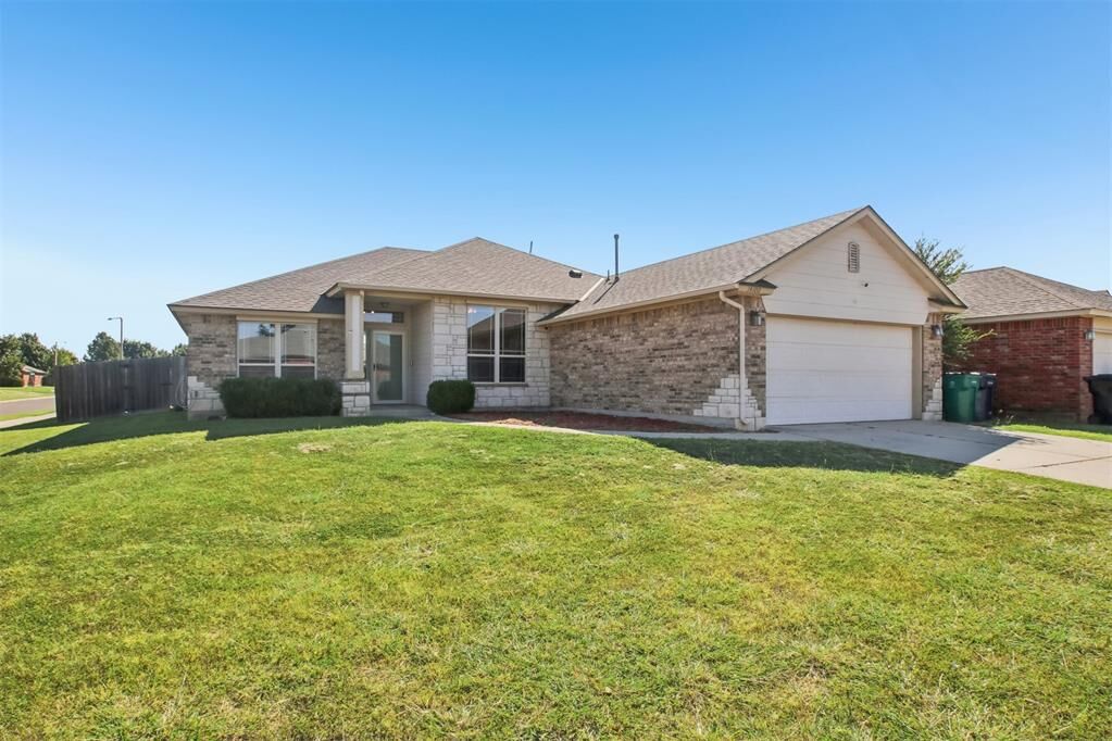 Property Photo:  14100 Wheat Place  OK 73170 