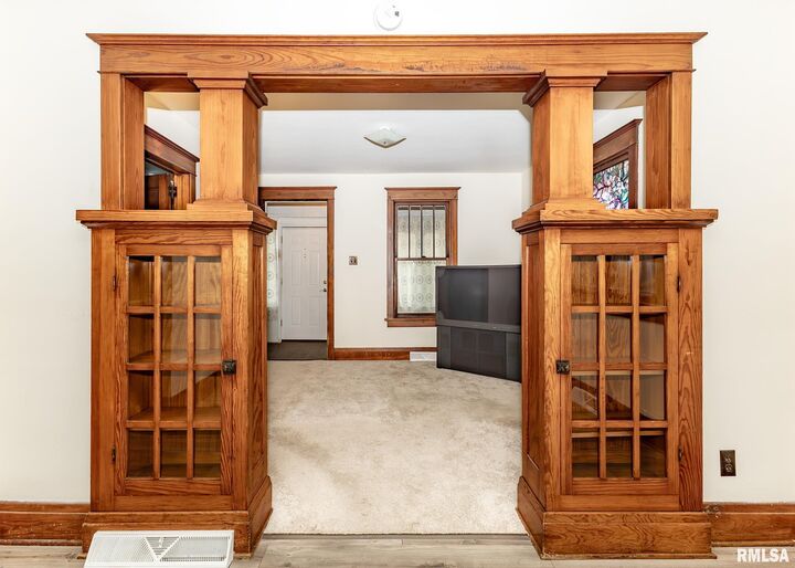 Property Photo: 239 17th Place IA 52732