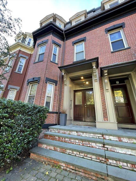 Property Photo: 9 Savin Hill Ave 3 MA 02125