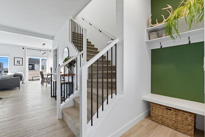 Photo de la propriété:  220 Heritage Heights  AB T4C 3A7 