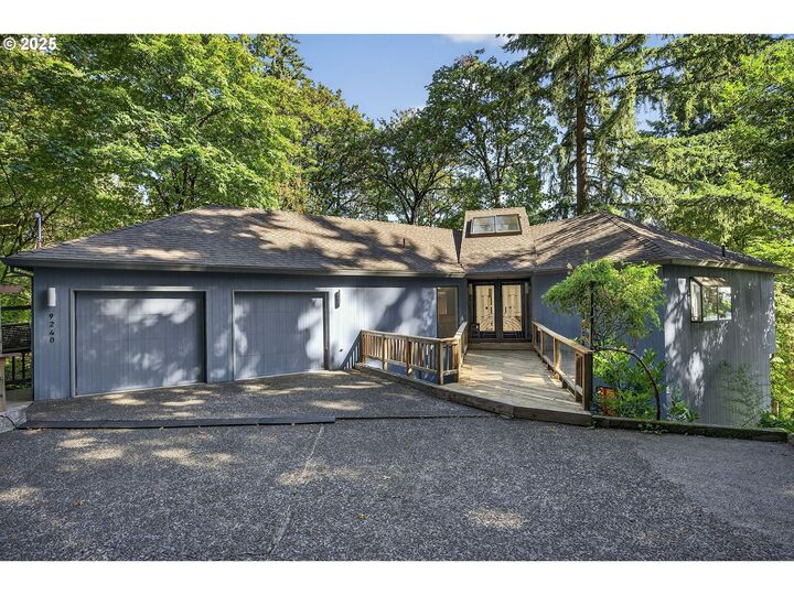 9240 NW Roseway Ave  Portland OR 97231 photo