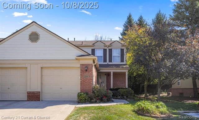 Property Photo: 3099 Village Circle MI 48108