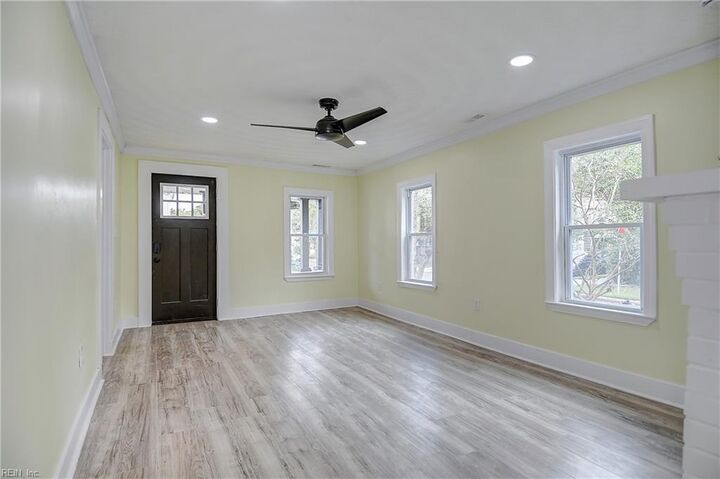 Property Photo:  2320 Ruffin St  VA 23504 