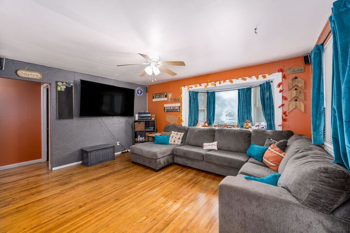 Property Photo:  242 Wire Ave  KS 67060 