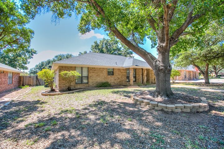 Property Photo: 3429 Cedarhill Dr TX 76904