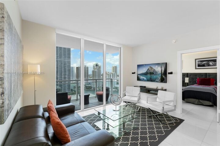 Property Photo:  950 Brickell Bay Dr 2606  FL 33131 