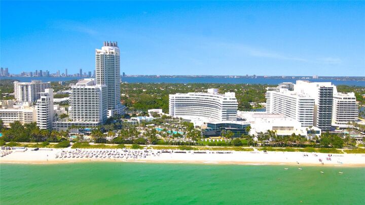 4391 Collins Ave 402  Miami Beach FL 33140 photo