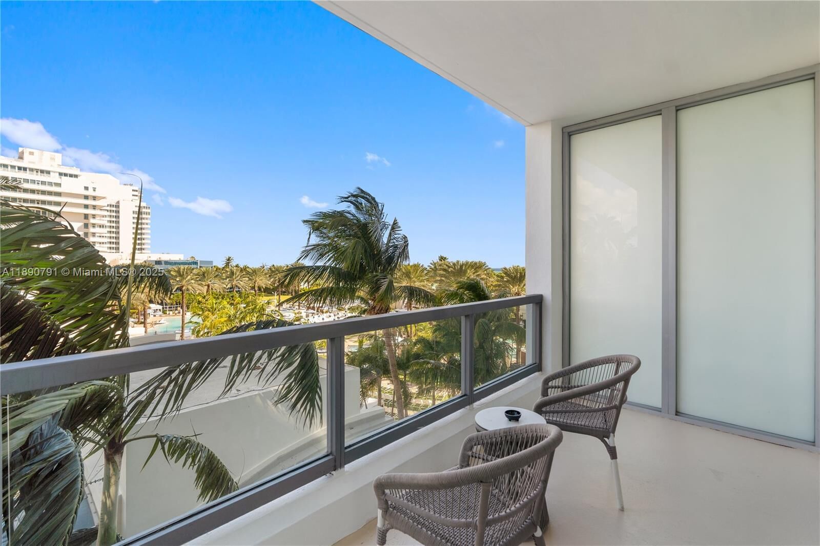 Property Photo:  4391 Collins Ave 402  FL 33140 