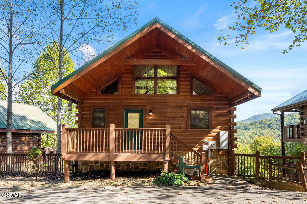 Property Photo: 1781 Mountain Shadows Way TN 37738