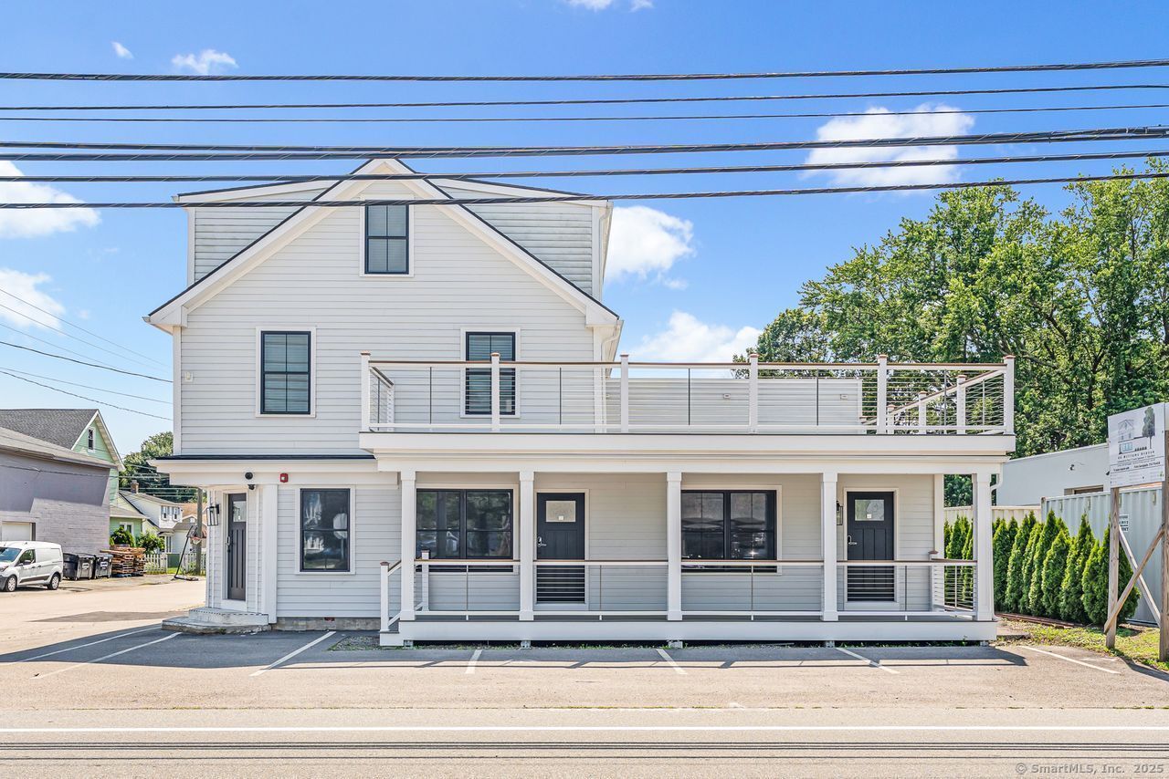 Property Photo:  44 Williams Avenue Penthouse  CT 06355 