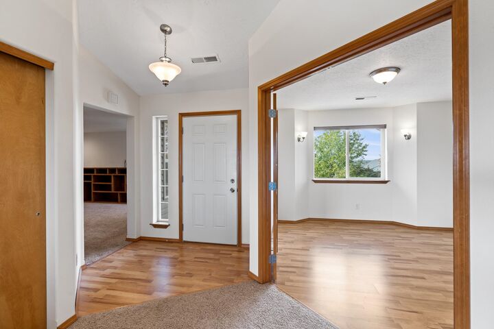 Property Photo: 1020 N Olson Hill Ct WA 99022