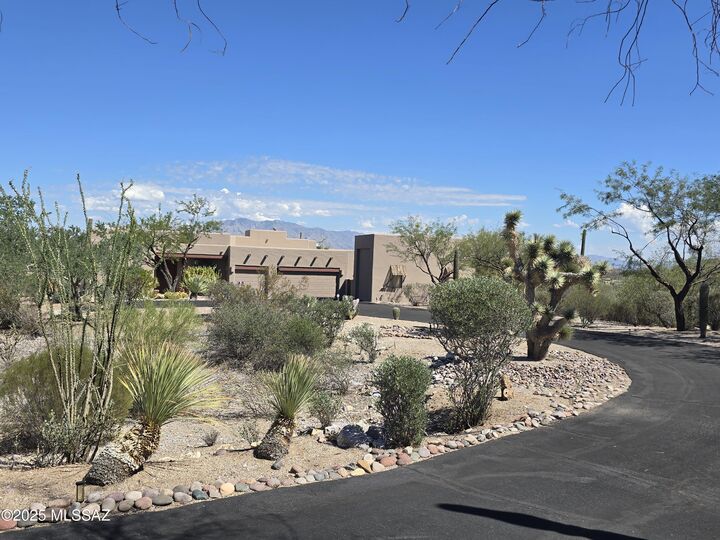 Property Photo:  4880 W McElroy Dr  AZ 85745 
