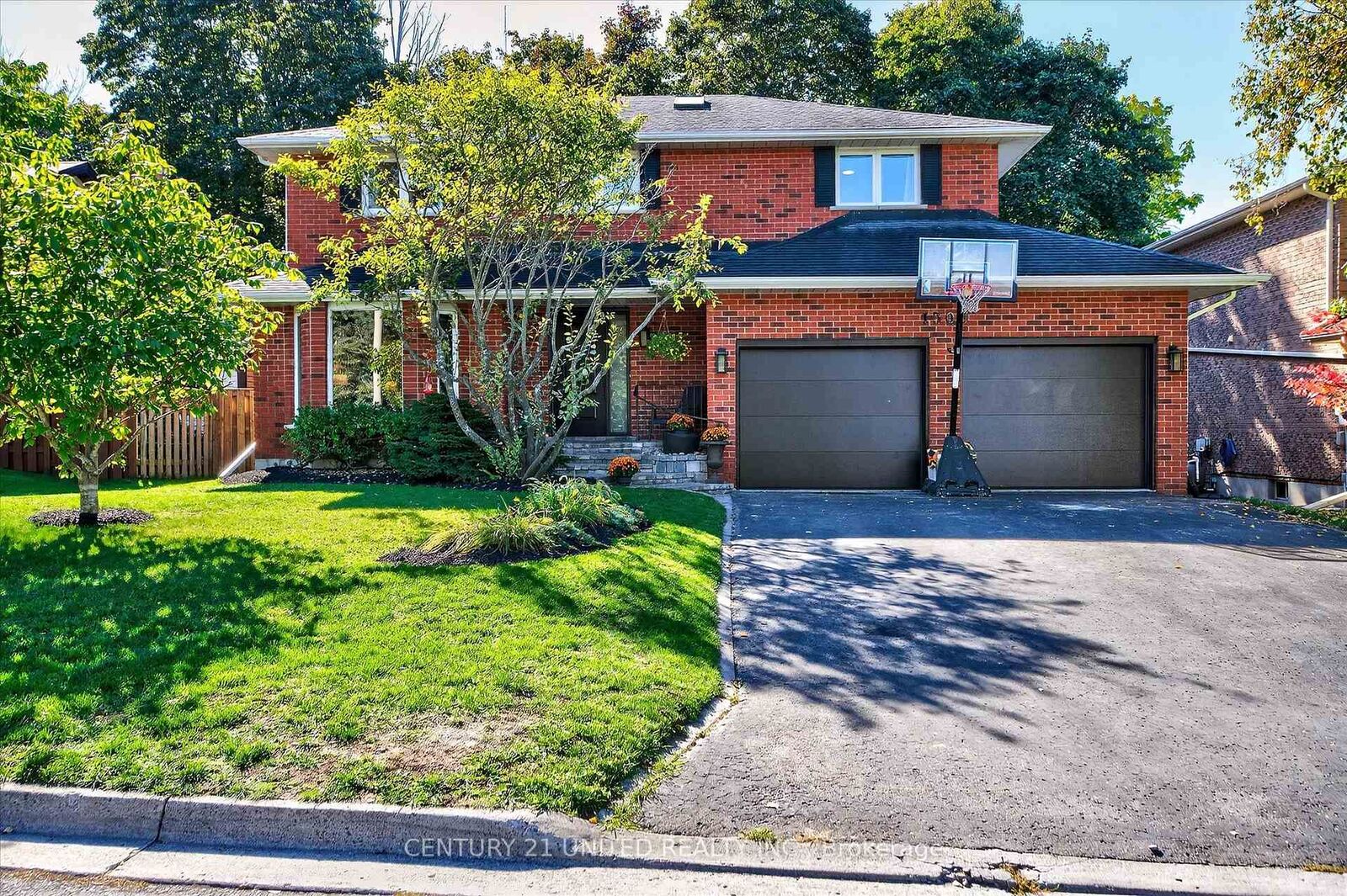 Property Photo:  1309 Scollard Drive  ON K9H 7K7 