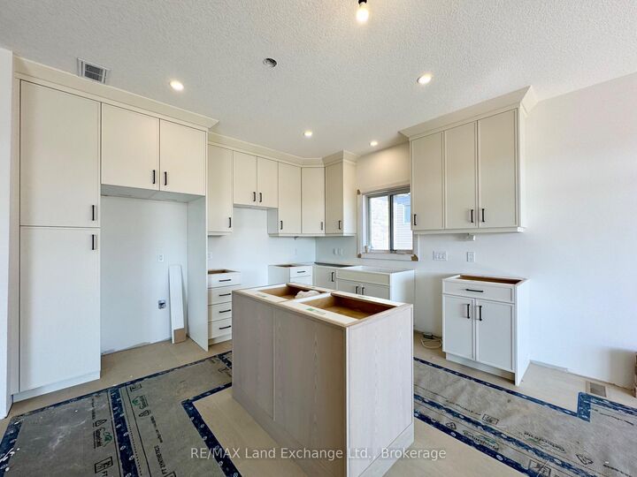 Property Photo: 379 Ridge Street ON N0H 2C3
