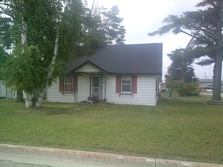 702 S Court Avenue  Gaylord MI 49735 photo