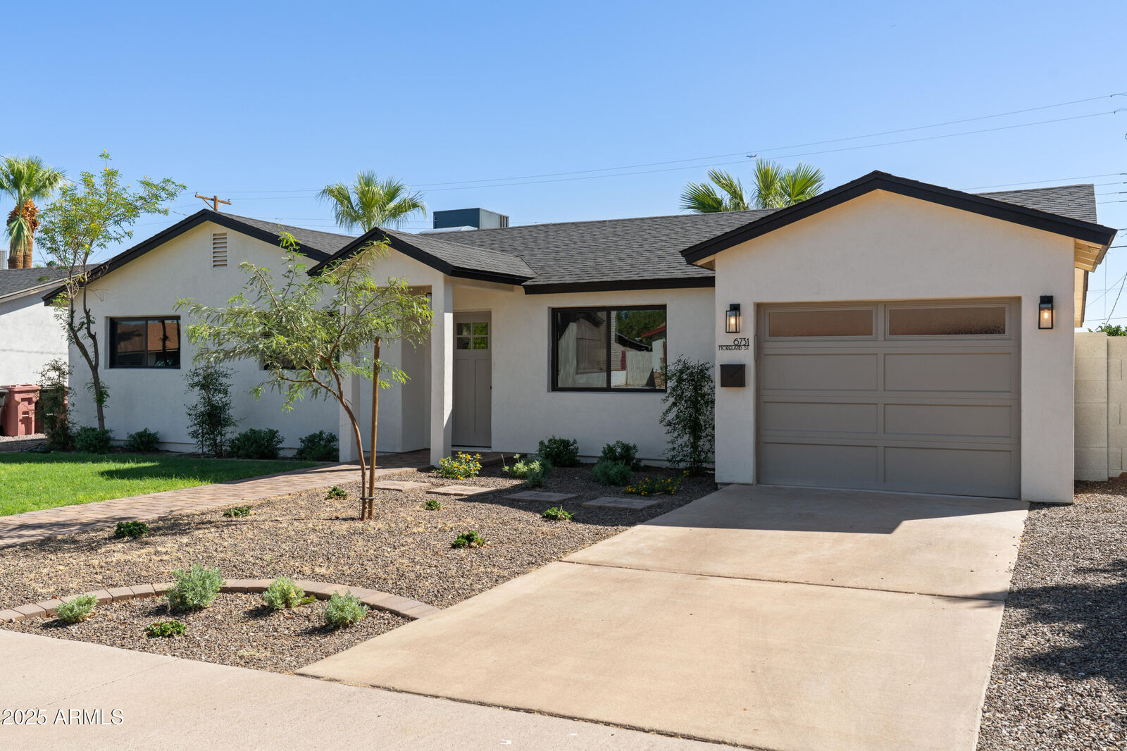 Property Photo:  6731 E Moreland Street  AZ 85257 