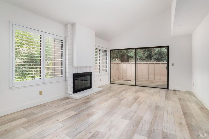 Property Photo:  16 California Condor Way  CA 94949 