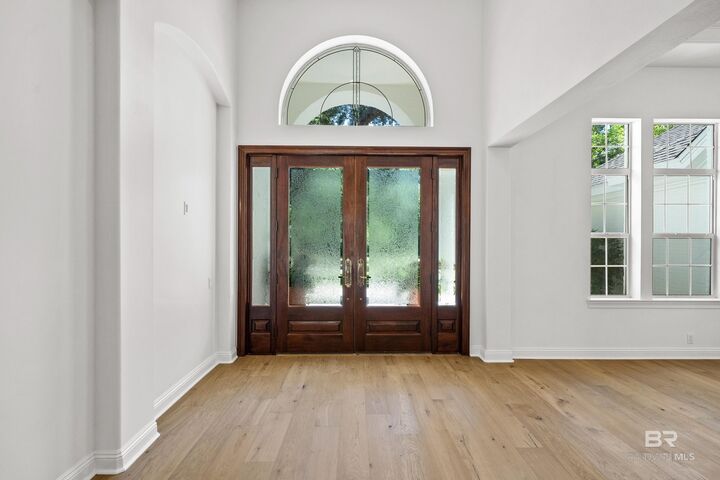 Property Photo: 6820 Beaver Creek Drive AL 36532