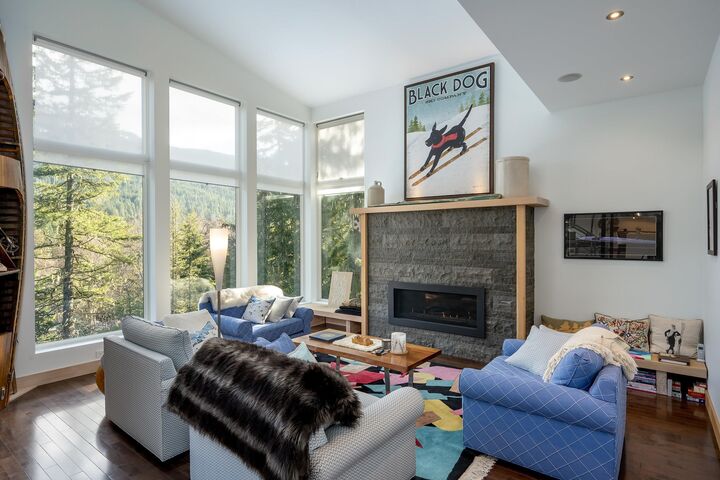 Property Photo: 5221 Jordan Lane BC V8E 1J5