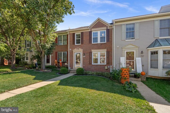 Property Photo: 7911 Brightwind Court MD 21043