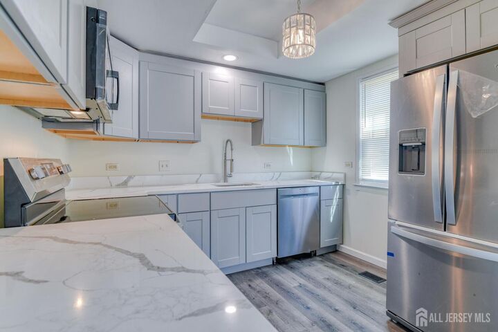 Property Photo: 8-A Sussex Way NJ 08831
