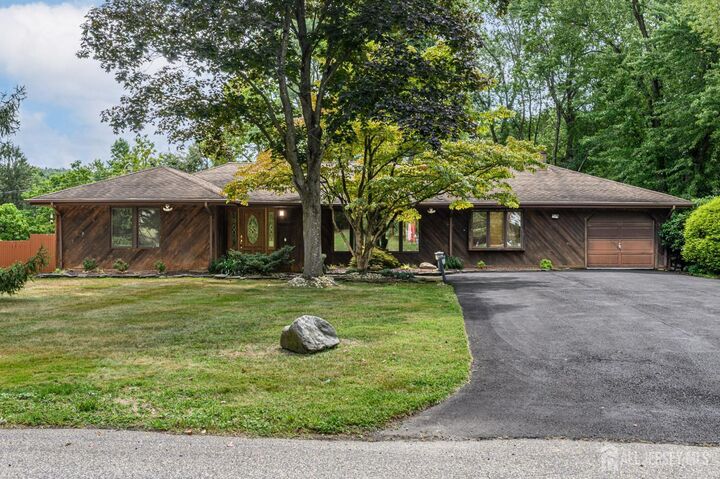 10 Deercrest Drive  Holmdel NJ 07733 photo