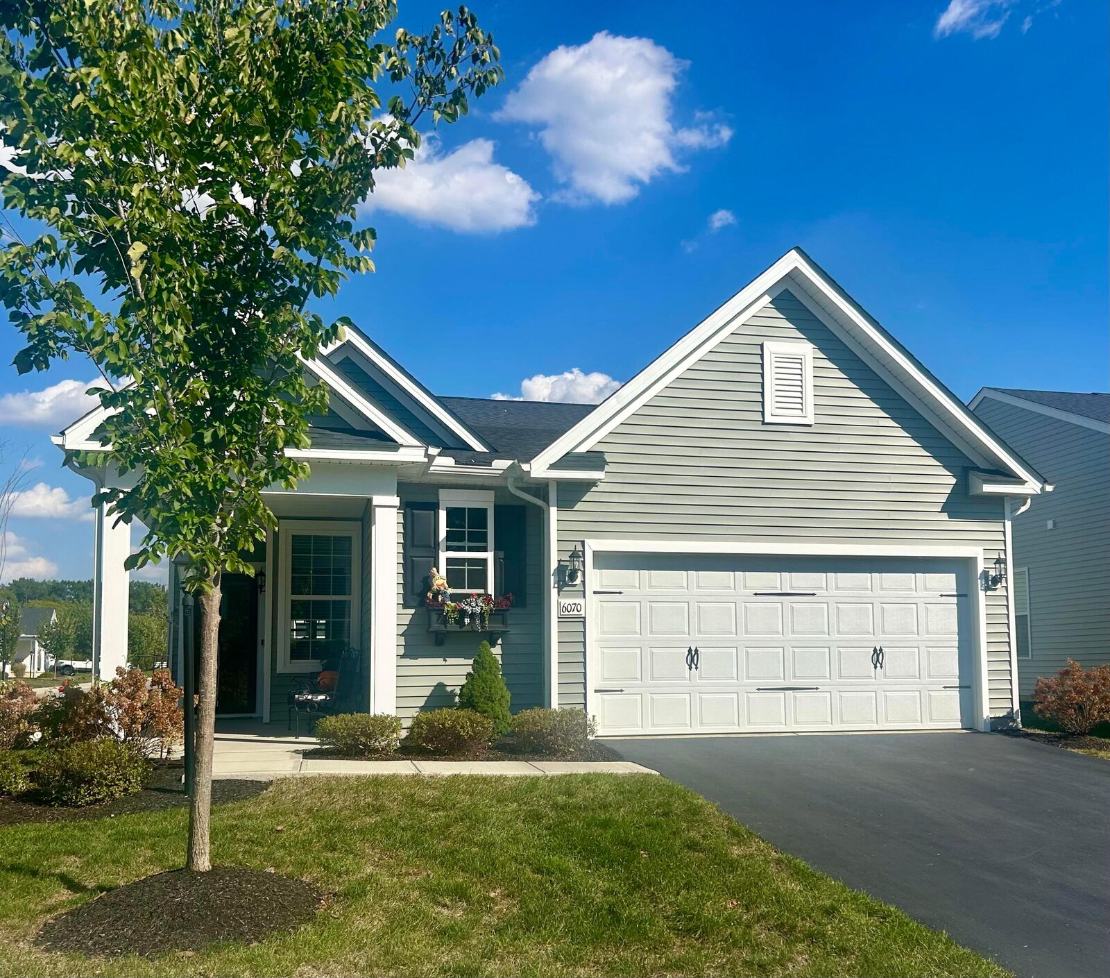 Property Photo:  6070 Loridan Drive  OH 43081 