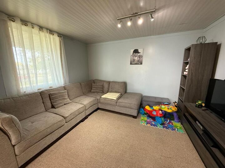 Property Photo: 755 Broadway Street MB R0K 0L0