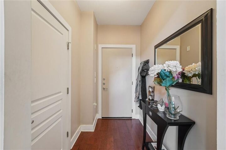 Property Photo: 799 Hammond Drive 402 GA 30328