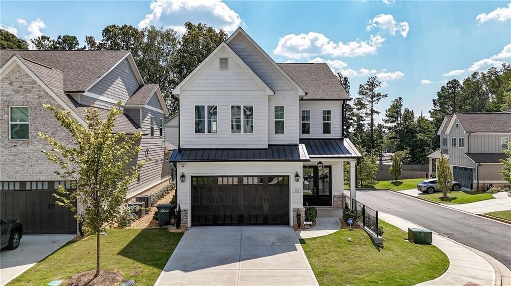 Property Photo: 233 Scottsdale Drive GA 30064