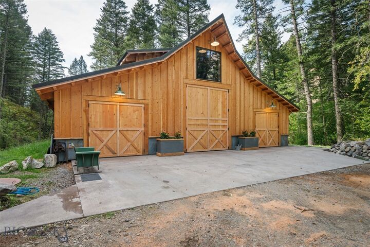 Property Photo: 9440 Saddle Mountain MT 59715