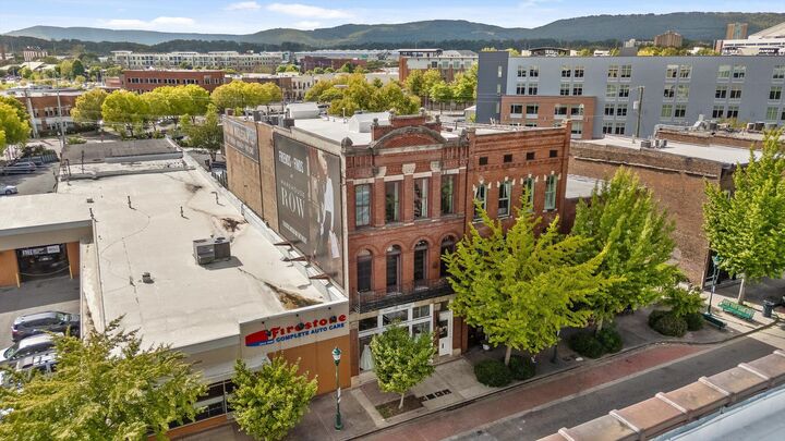 1269 Market Street  Chattanooga TN 37402 photo