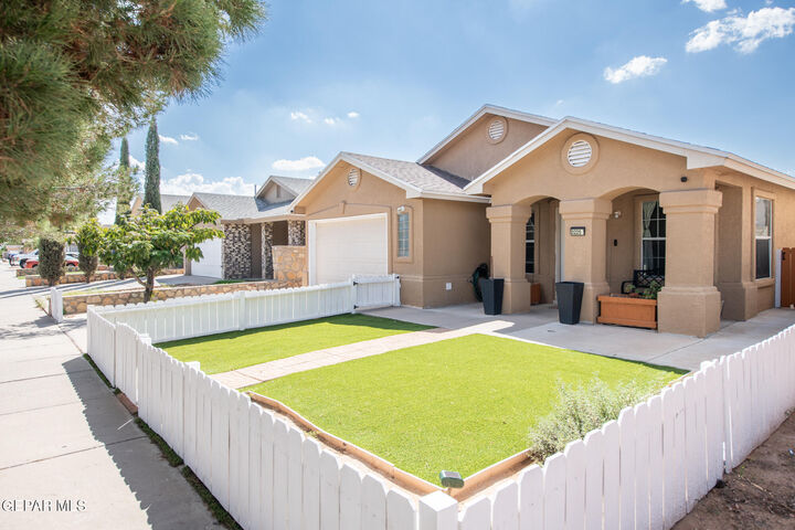 Property Photo: 3225 Manny Aguilera Drive TX 79936