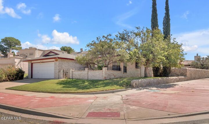 Property Photo:  600 Dorsey Drive  TX 79912 