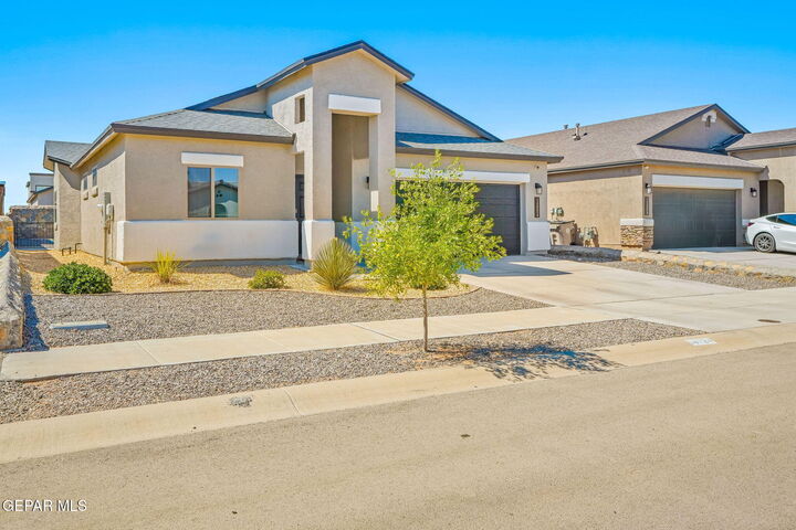 14824 Mike A Mendoza Avenue  El Paso TX 79938 photo