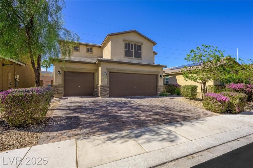 Property Photo: 5637 Vermillion Ridge Street NV 89031