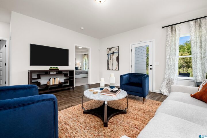 Property Photo: 5472 Headwinds Lane AL 35022