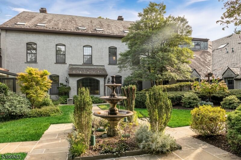 Property Photo:  140 Bellair Rd  NJ 07450 