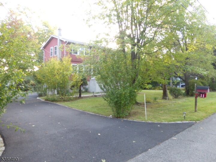 Property Photo:  11 Woodland Ave 2  NJ 07981 