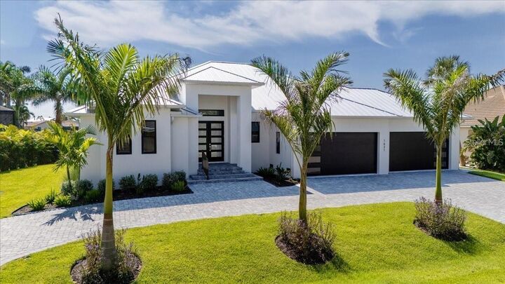 Property Photo: 1631 Casey Key Drive FL 33950